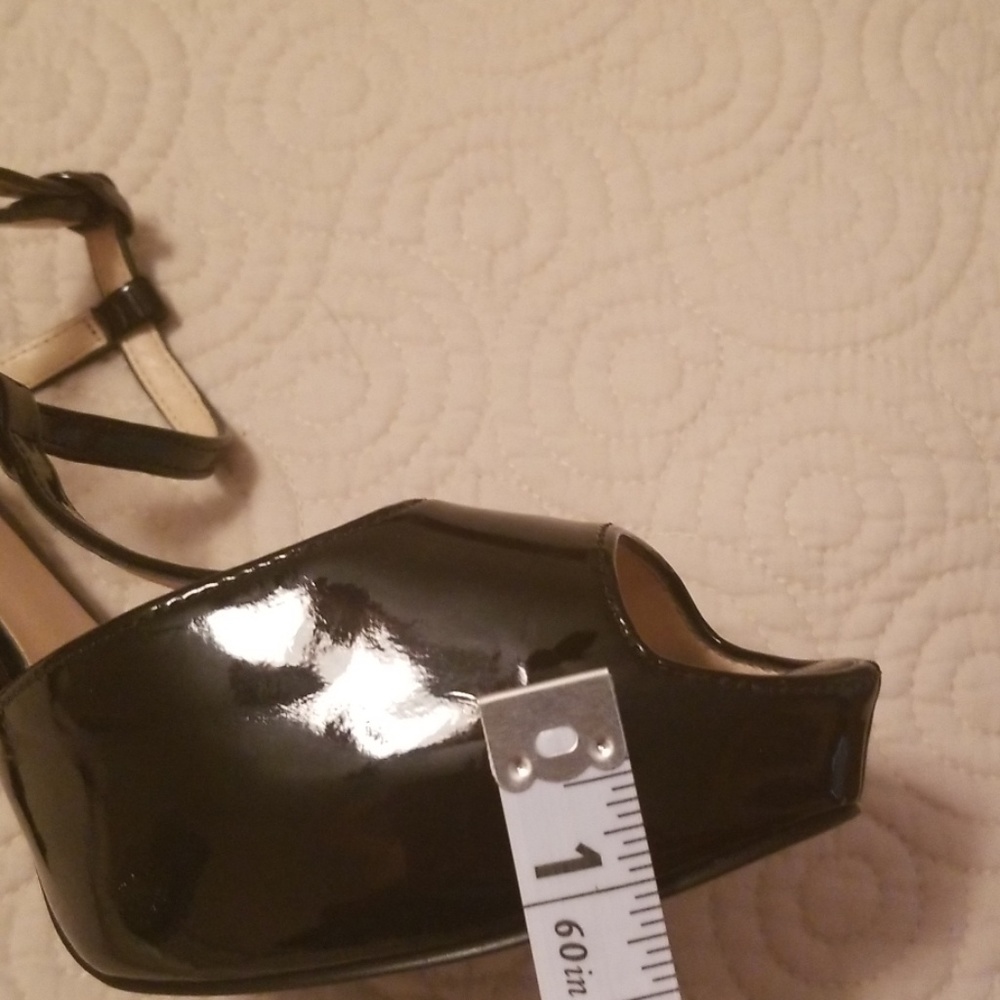 Patent leather black heels - Picture 7 of 8